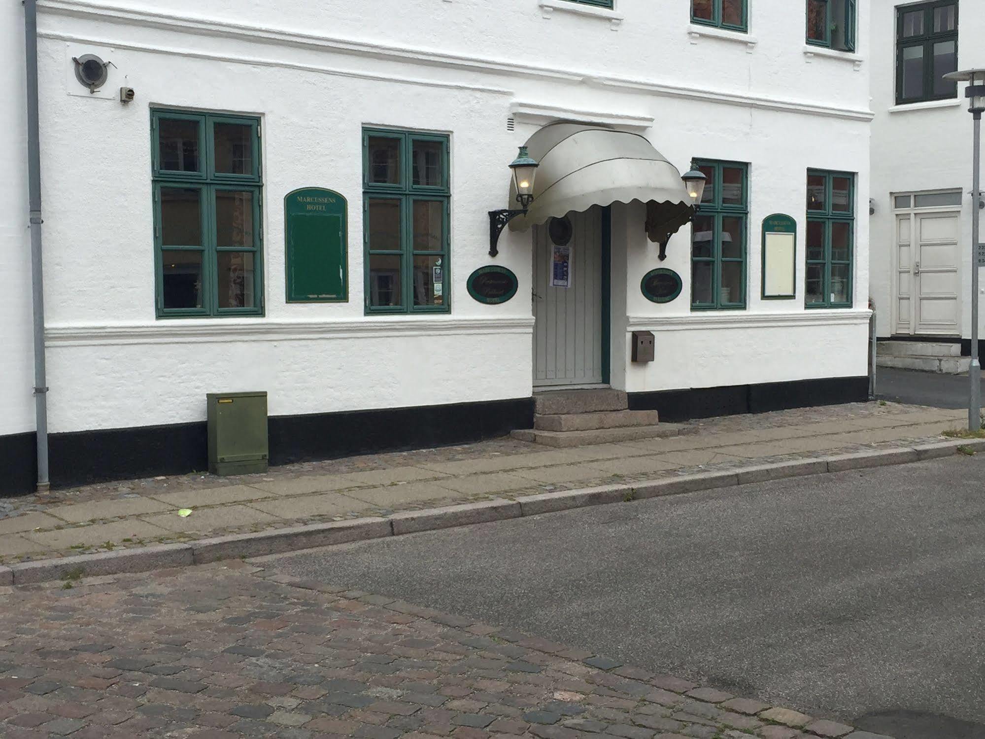 Hotel Assens Bagian luar foto